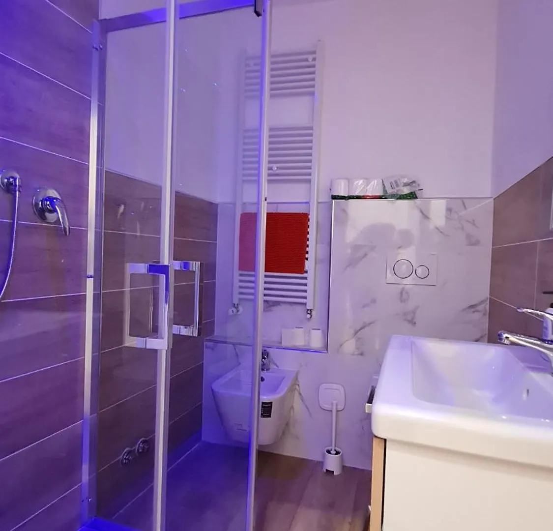 Giudei House Smart Apartman Bologna