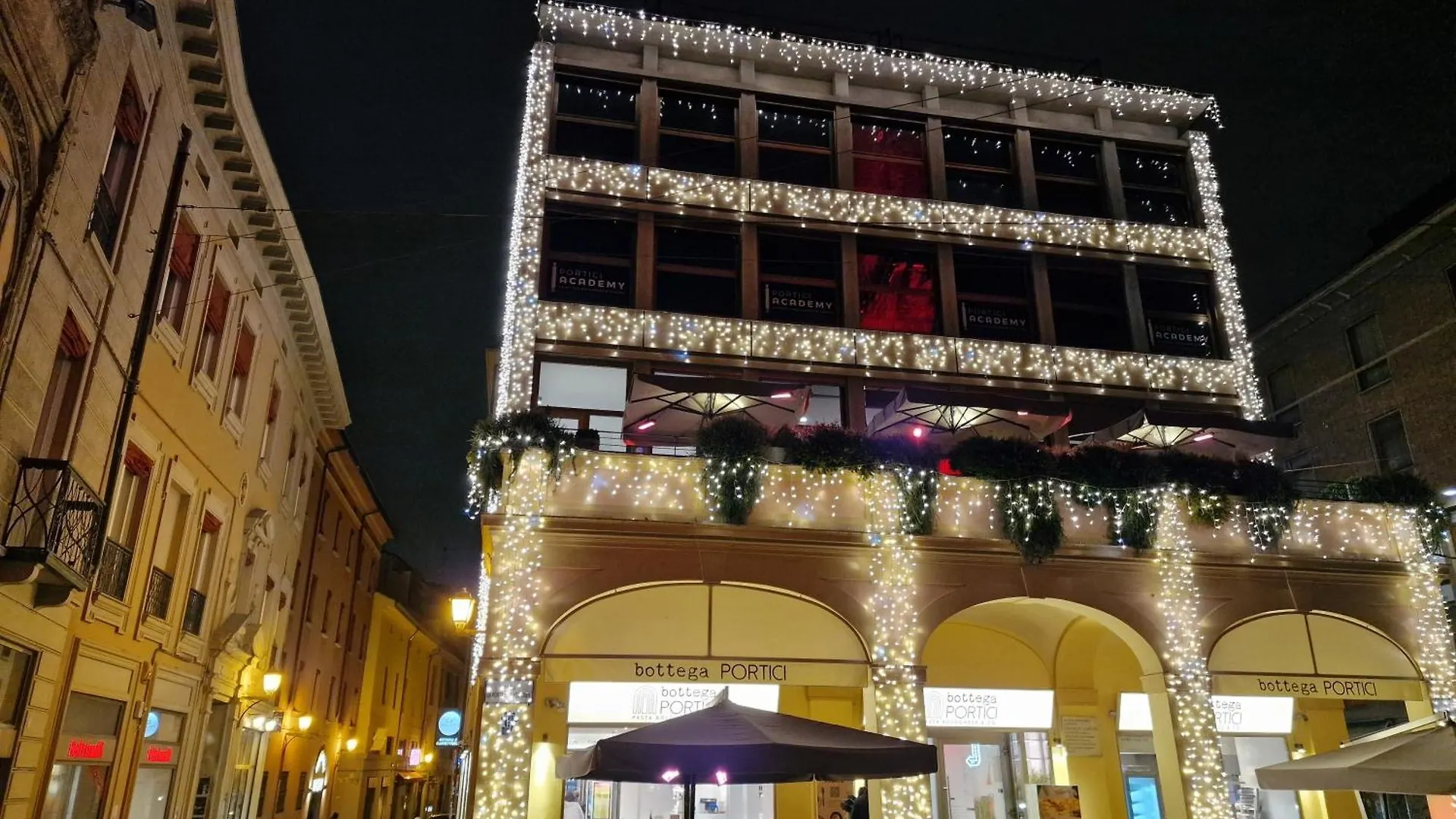 Giudei House Smart Apartman Bologna